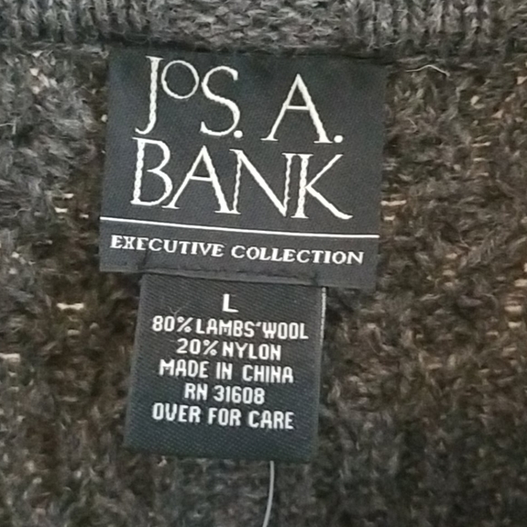 JoS A. Bank sweater - Picture 2 of 4